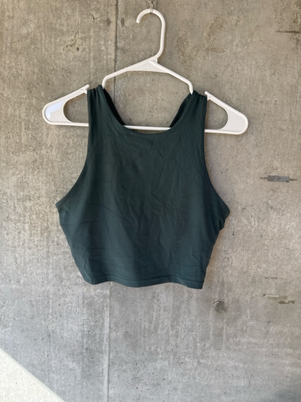 Quince Women's Dark Green Cropped Tank Top